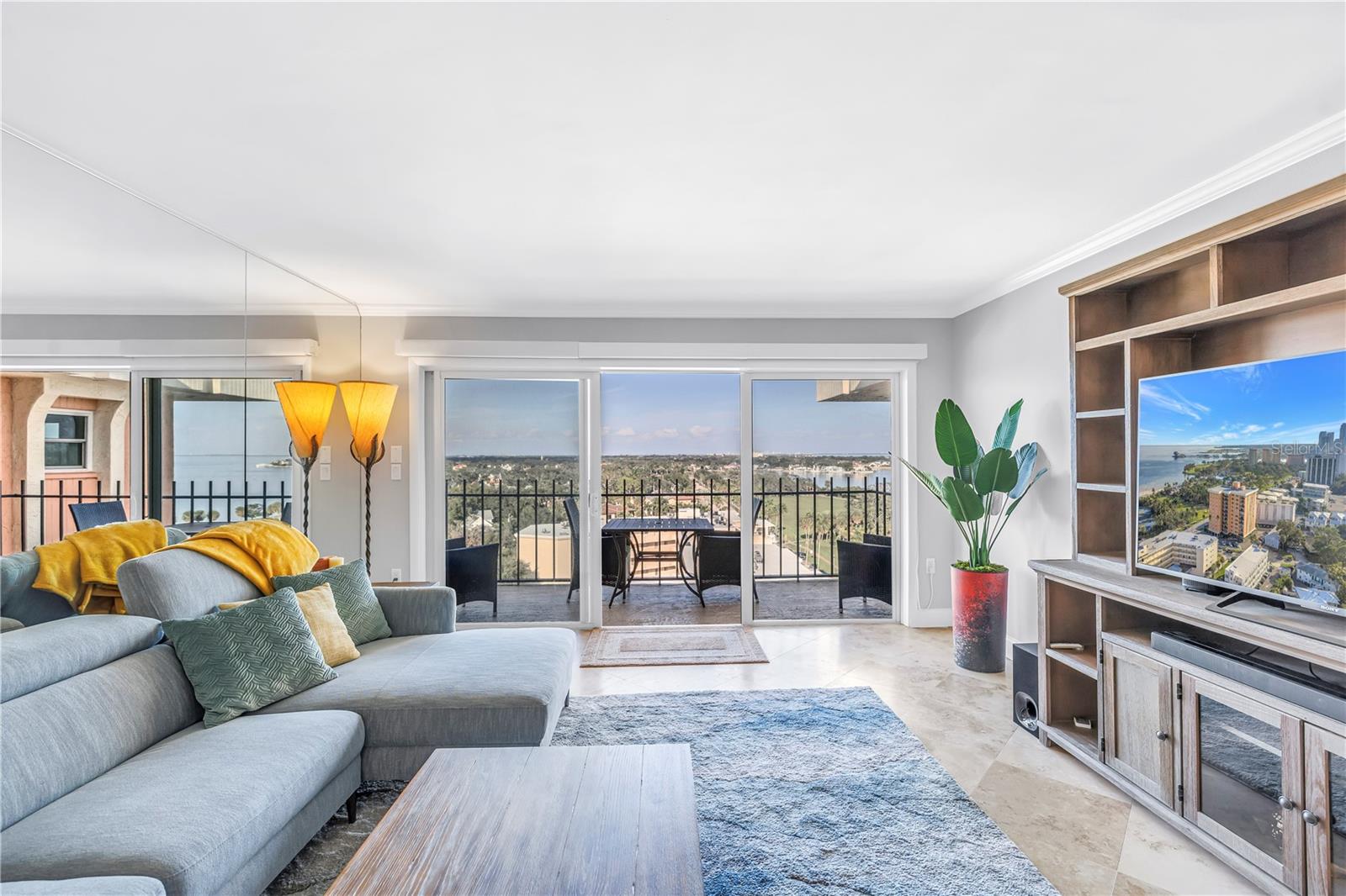 Image 6 of 29 For 1120 Shore Drive Ne 1103