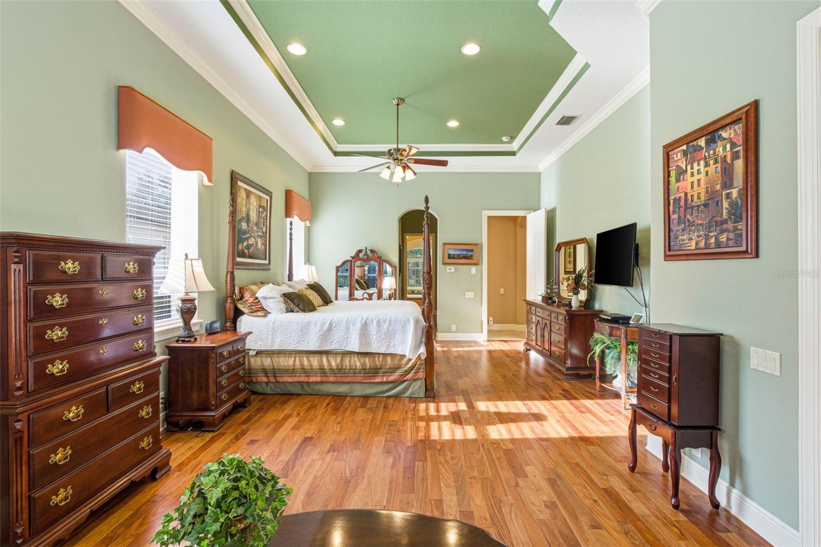 Image 44 of 99 For 8453 Dunham Station Drive