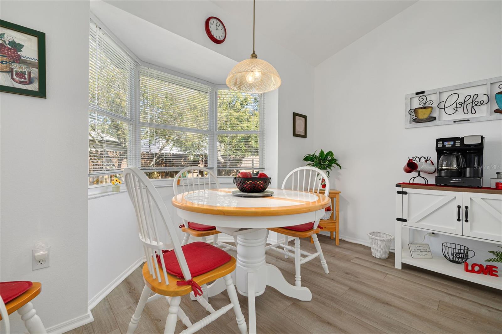 Image 14 of 28 For 4245 Avanti Circle