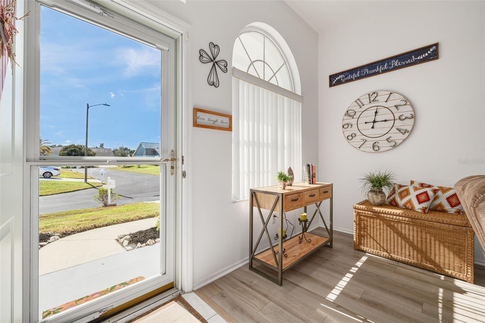 Image 4 of 28 For 4245 Avanti Circle