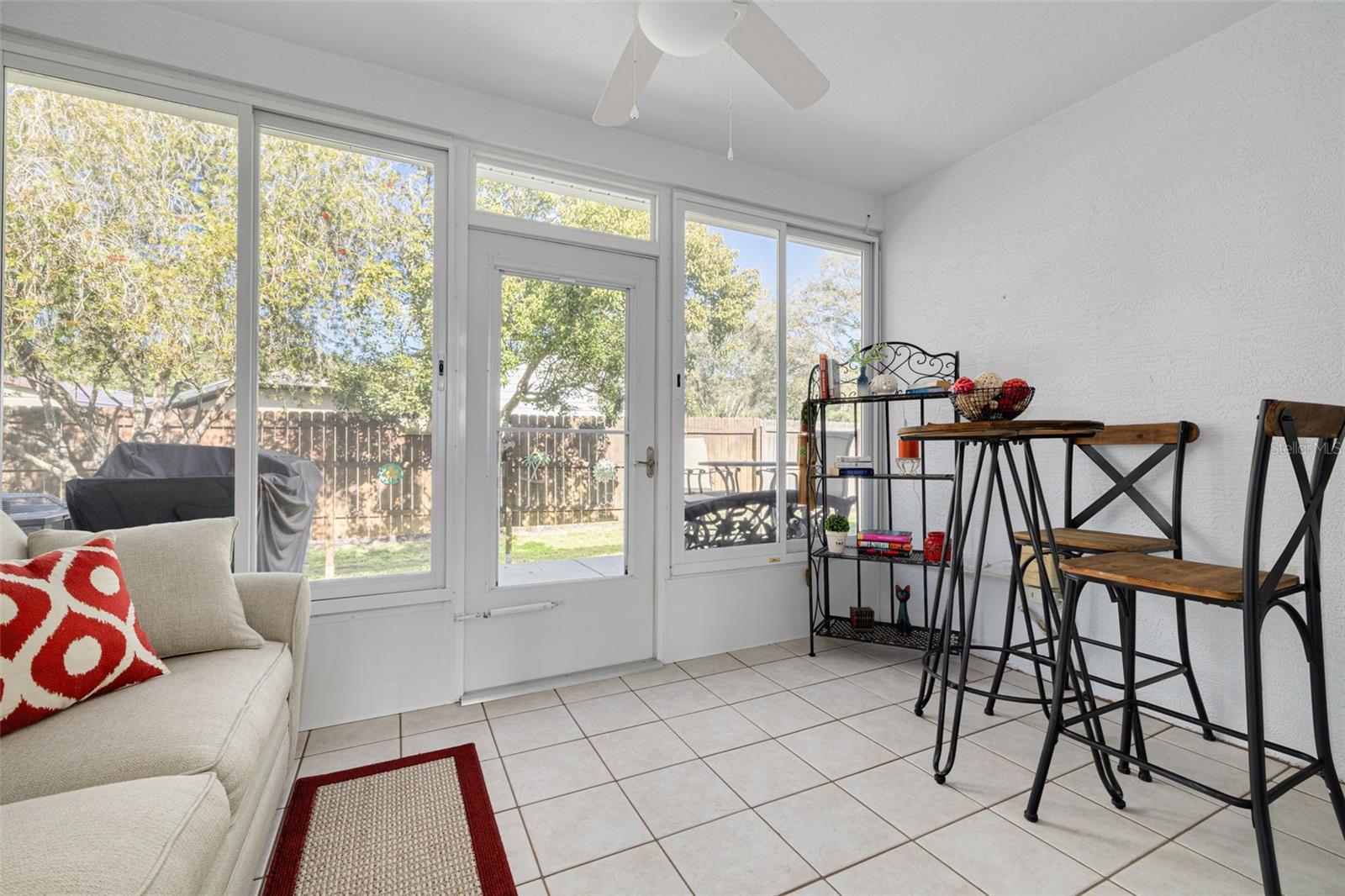 Image 9 of 28 For 4245 Avanti Circle