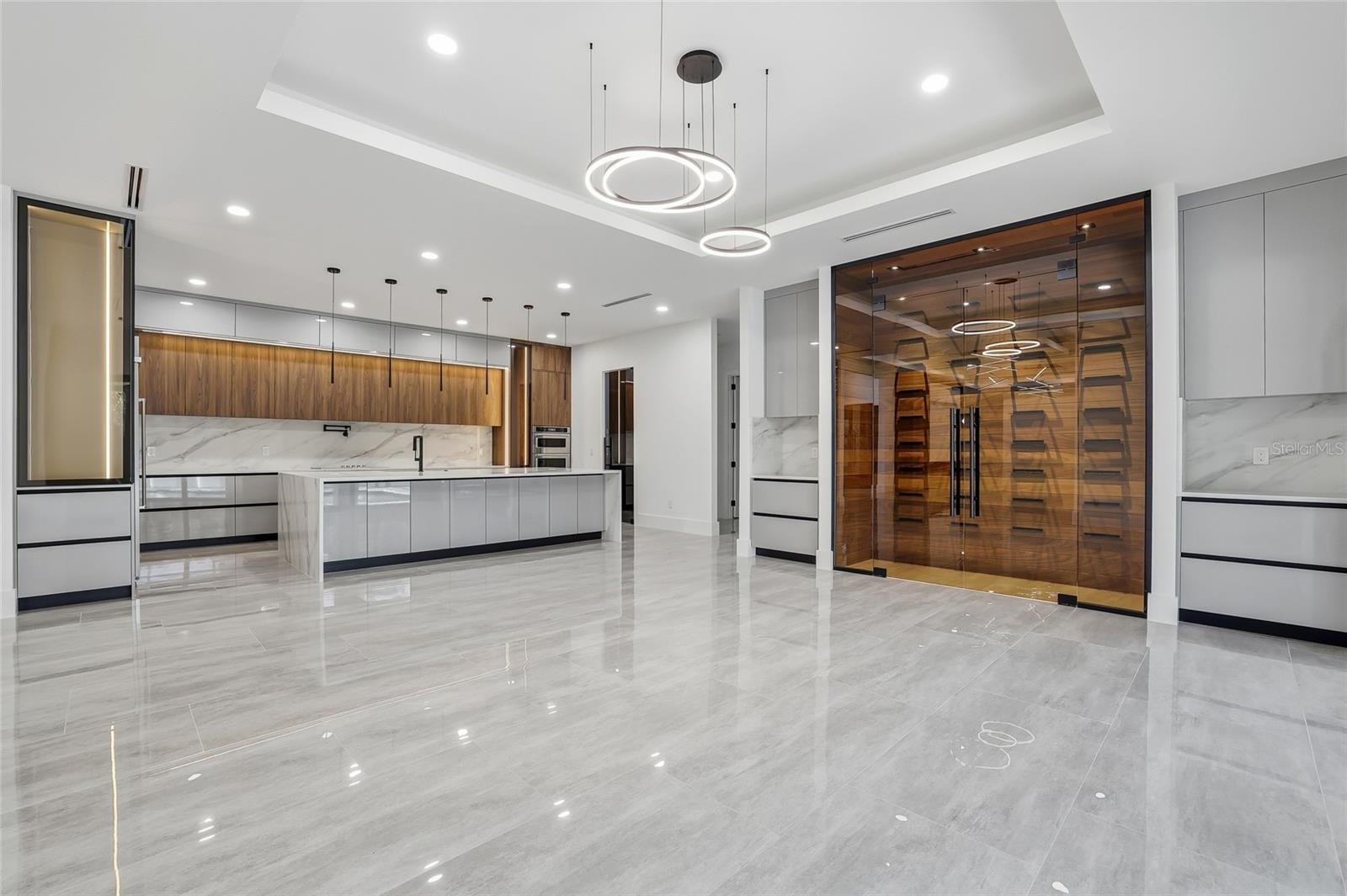 Image 29 of 100 For 6802 Creek Drive