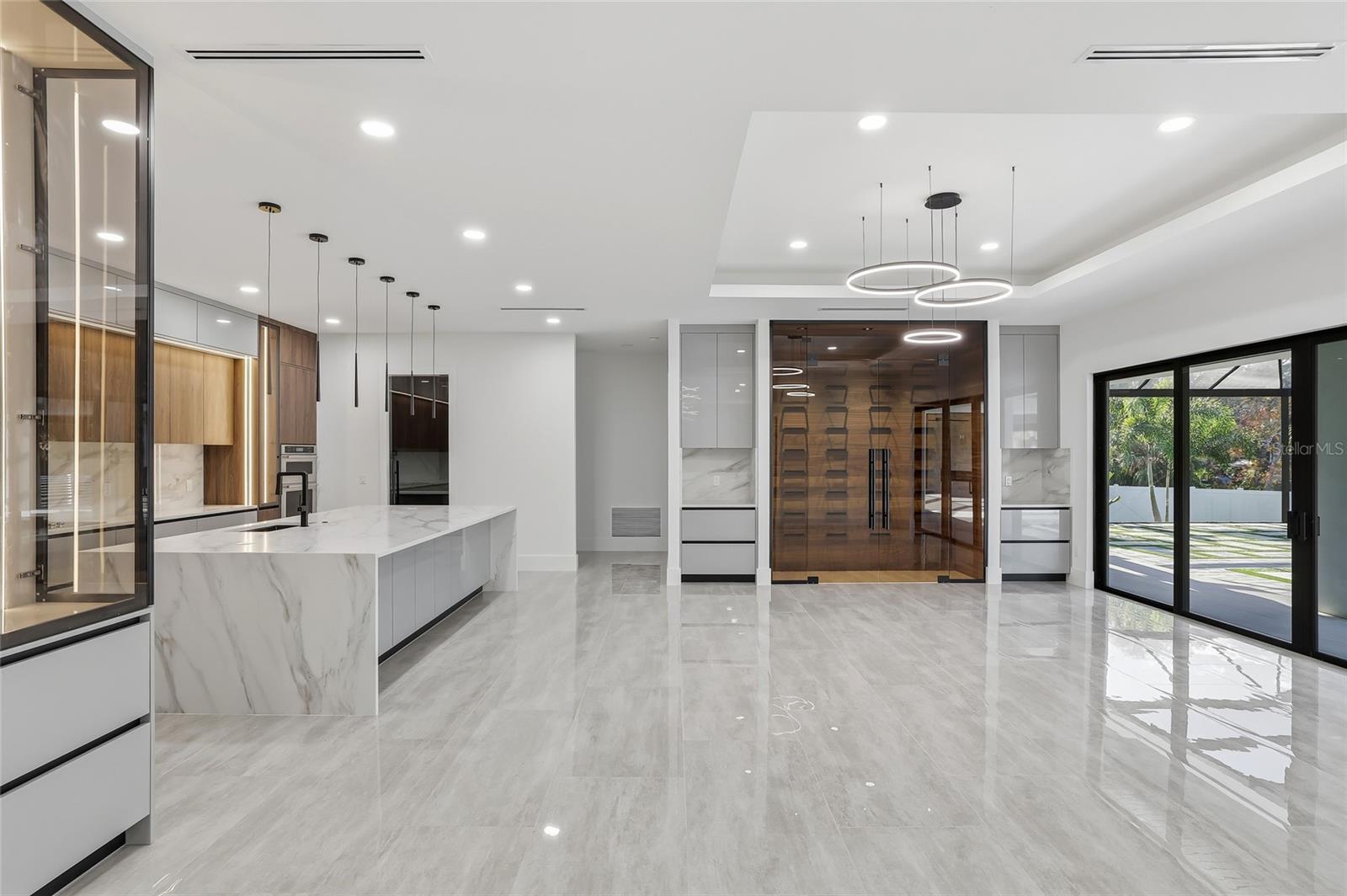 Image 30 of 100 For 6802 Creek Drive