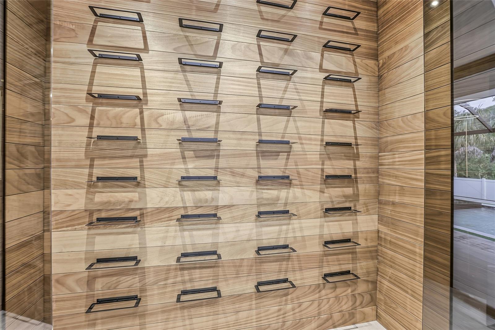 Image 32 of 100 For 6802 Creek Drive