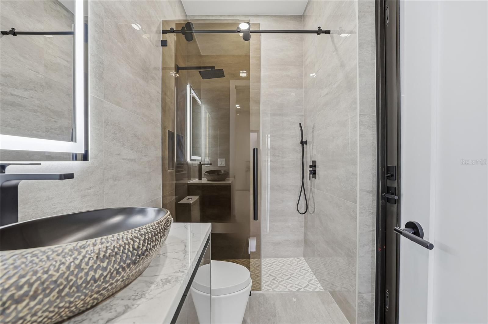 Image 50 of 100 For 6802 Creek Drive