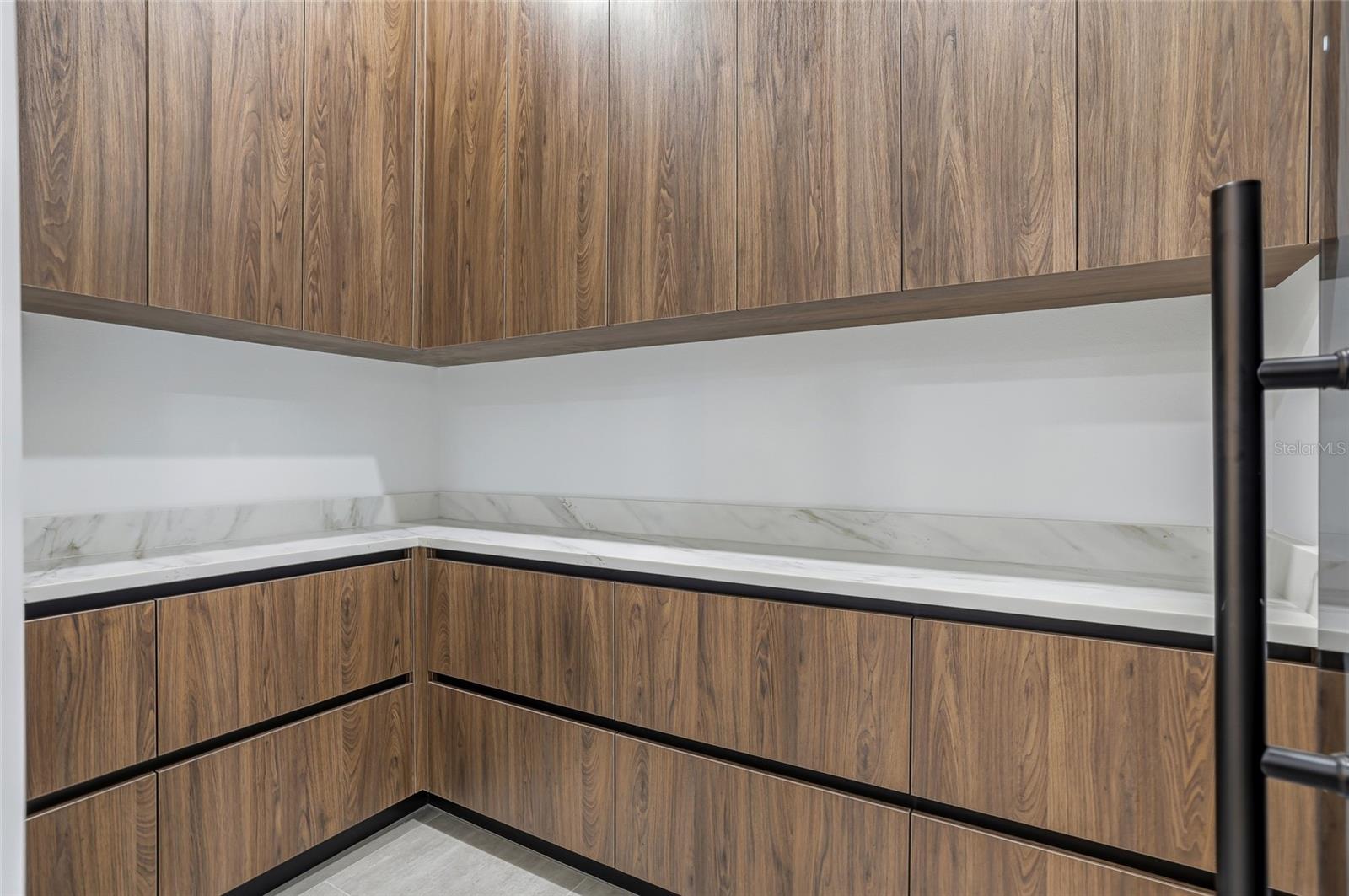 Image 62 of 100 For 6802 Creek Drive