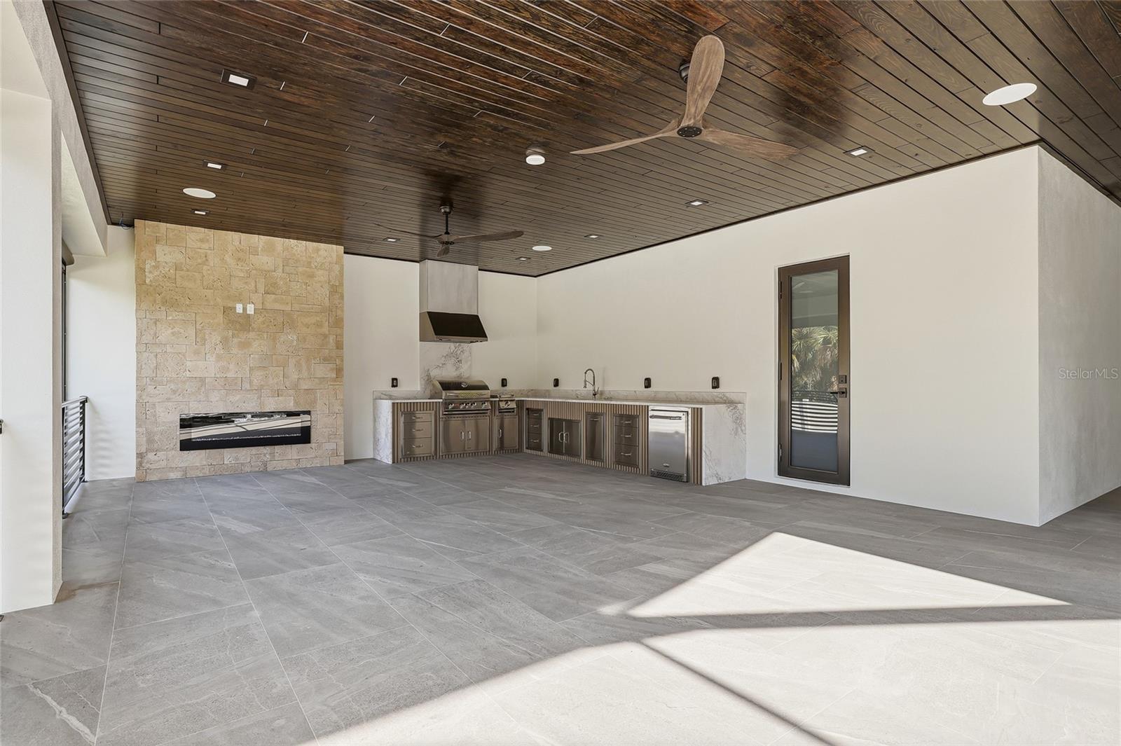 Image 66 of 100 For 6802 Creek Drive