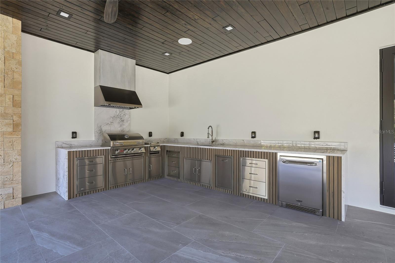 Image 68 of 100 For 6802 Creek Drive