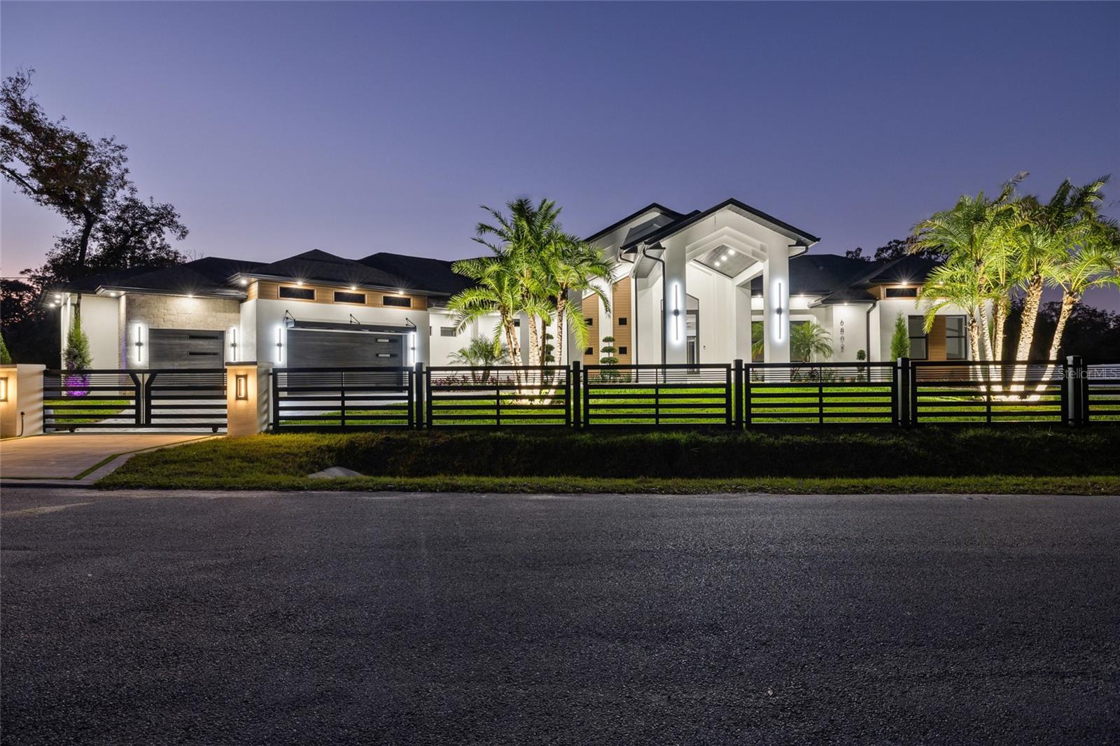 Image 92 of 100 For 6802 Creek Drive