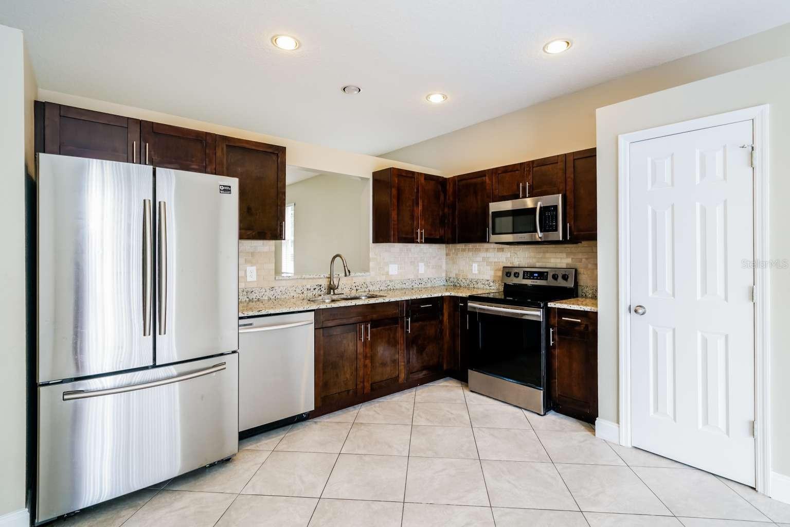 Image 3 of 20 For 3213 Summer Cruise Drive