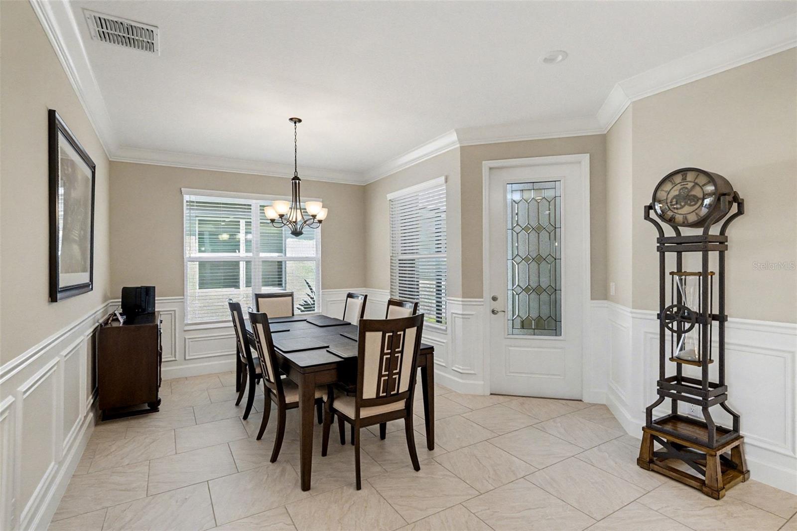 Image 14 of 42 For 4715 Avila Lakes Drive