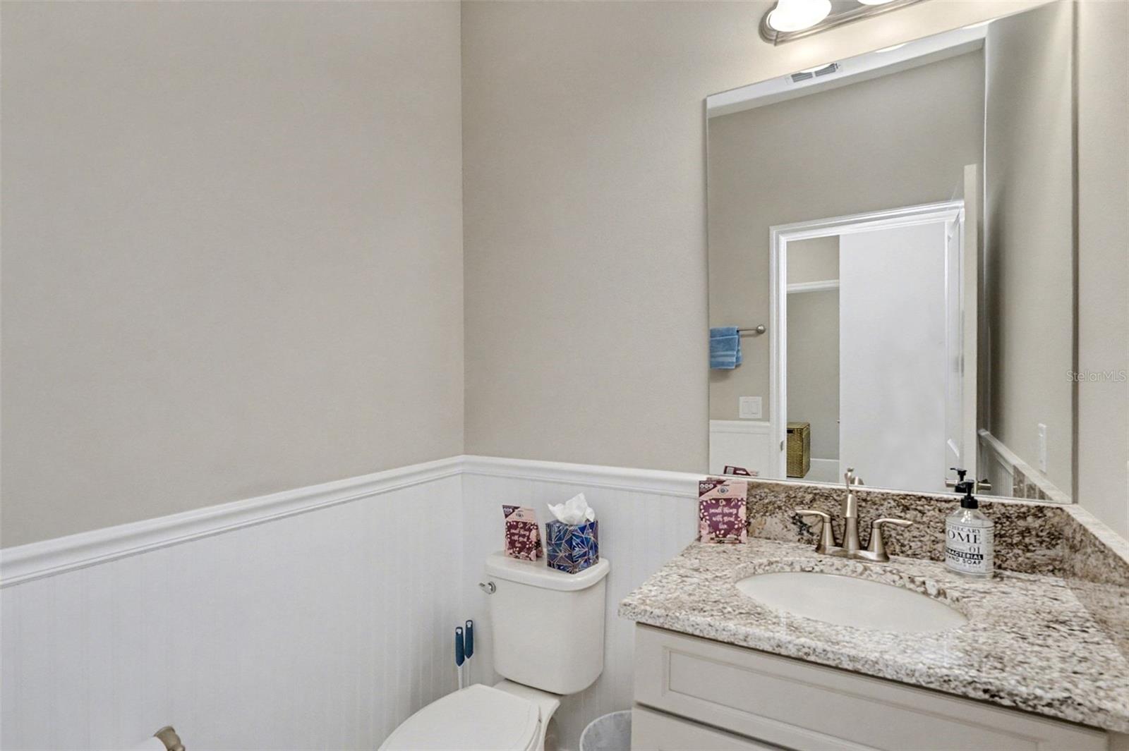 Image 22 of 42 For 4715 Avila Lakes Drive