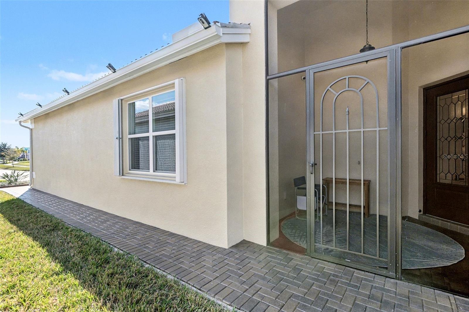 Image 32 of 42 For 4715 Avila Lakes Drive