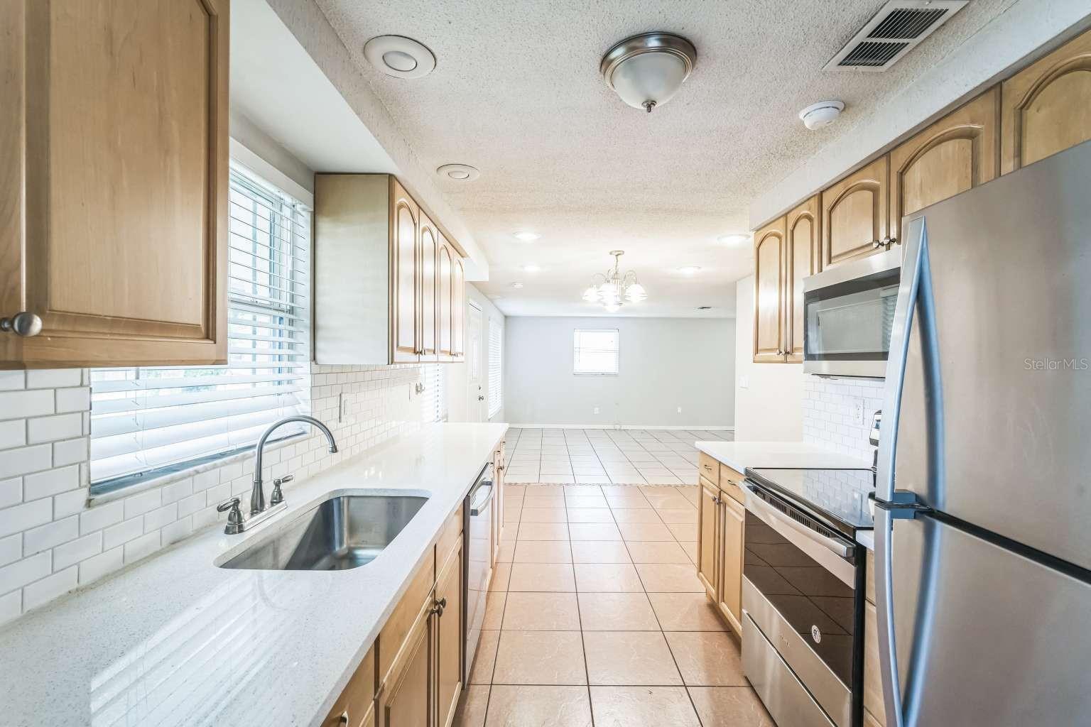 Image 7 of 20 For 5620 90th Avenue N