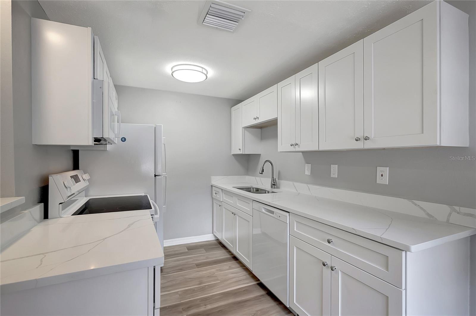 Image 10 of 33 For 8720 Dexter Avenue