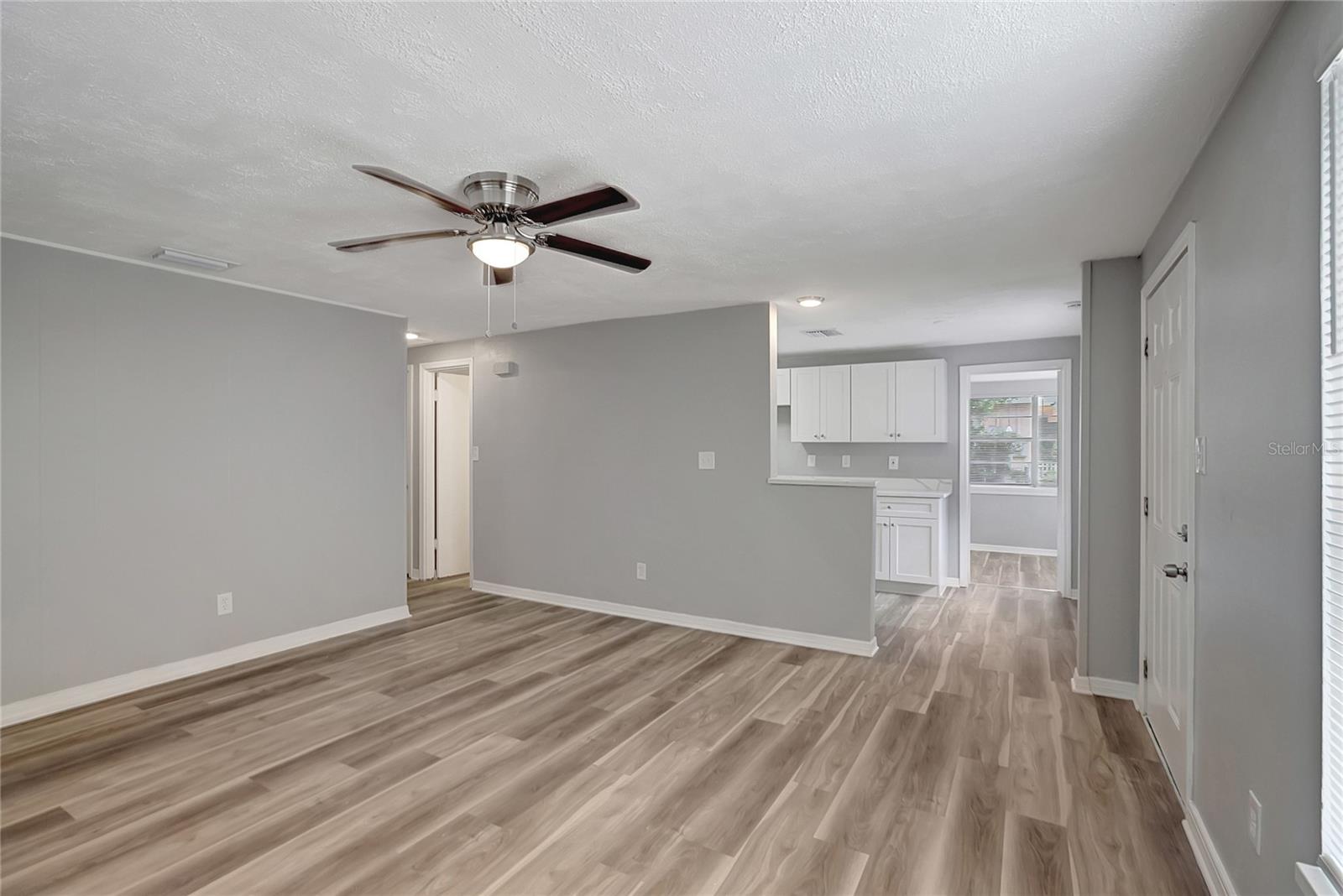 Image 7 of 33 For 8720 Dexter Avenue