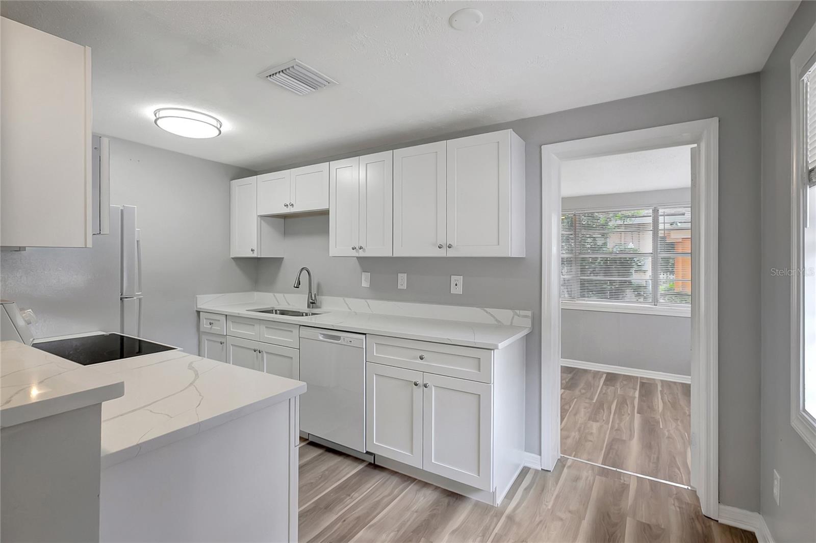 Image 9 of 33 For 8720 Dexter Avenue