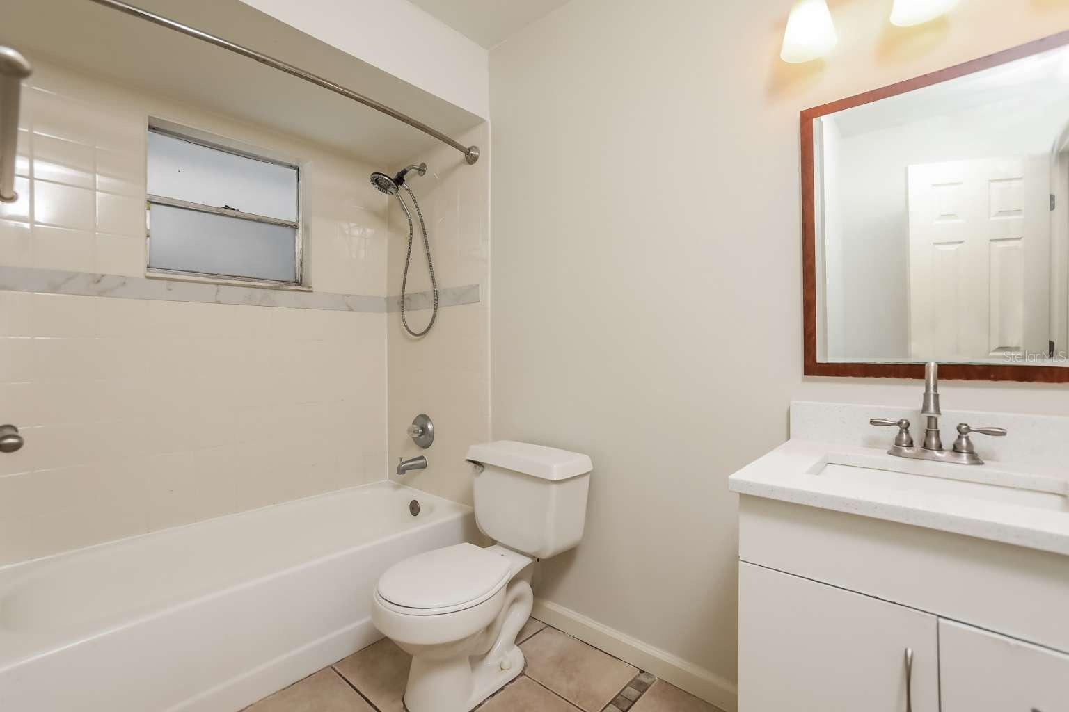 Image 14 of 20 For 884 Fort Smith Boulevard