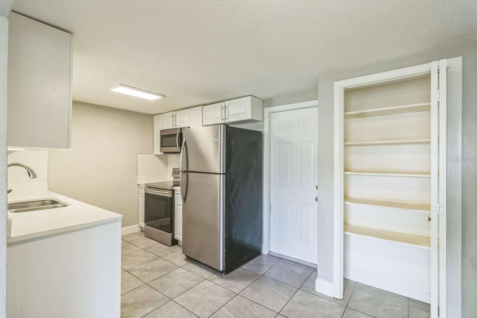 Image 6 of 20 For 5746 Embay Avenue