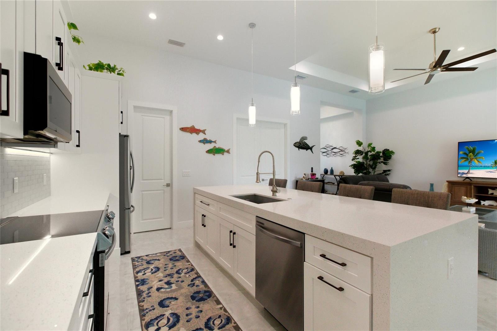 Image 15 of 63 For 1822 48th Terrace