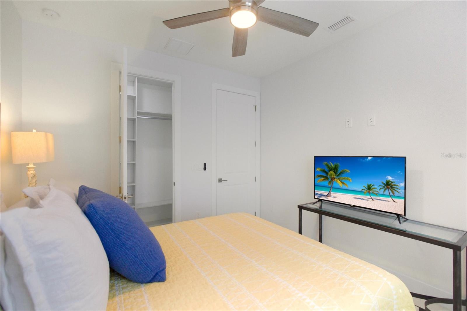 Image 27 of 63 For 1822 48th Terrace