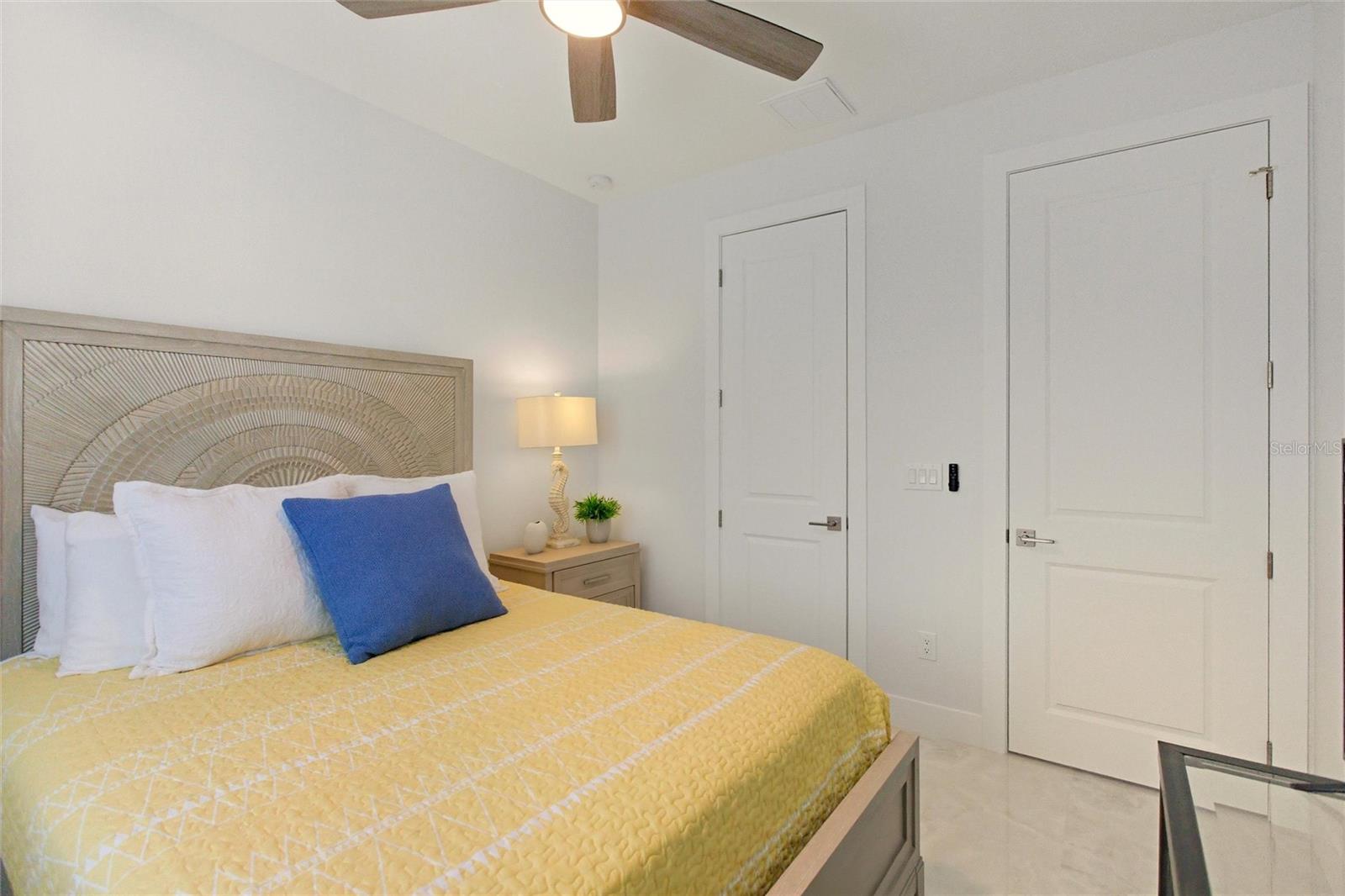 Image 28 of 63 For 1822 48th Terrace