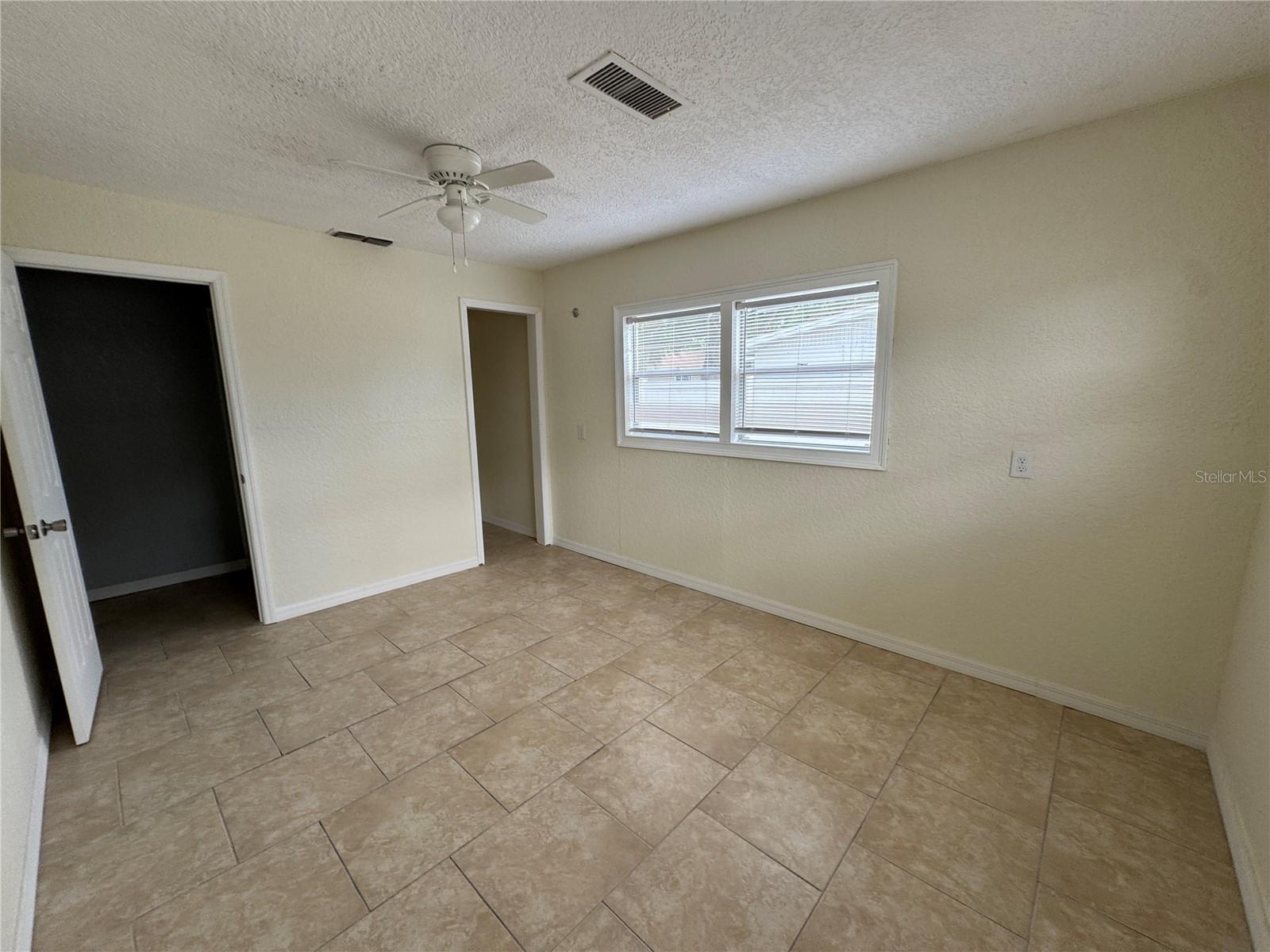 Image 16 of 25 For 438 Country Club Drive