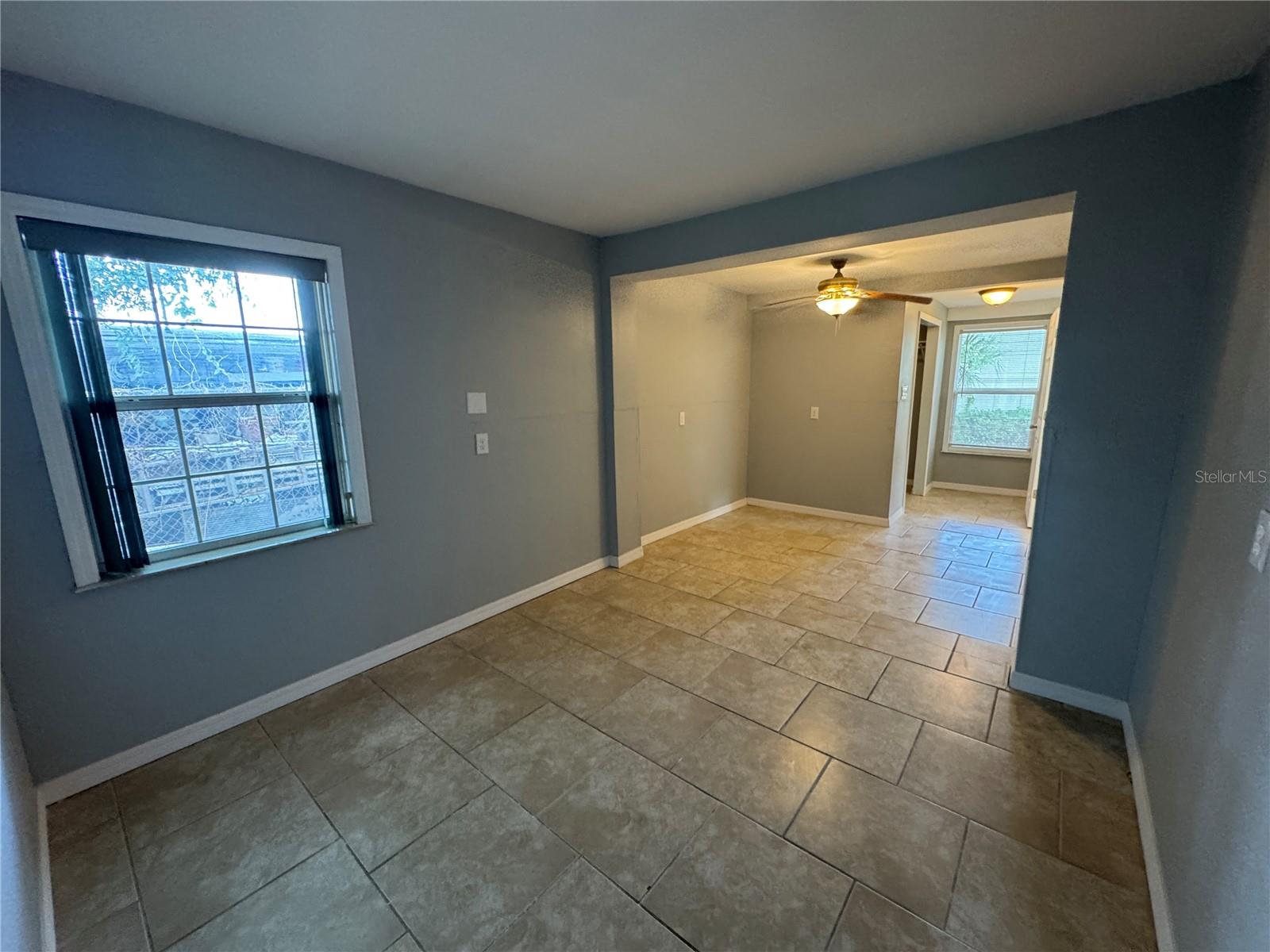 Image 7 of 25 For 438 Country Club Drive