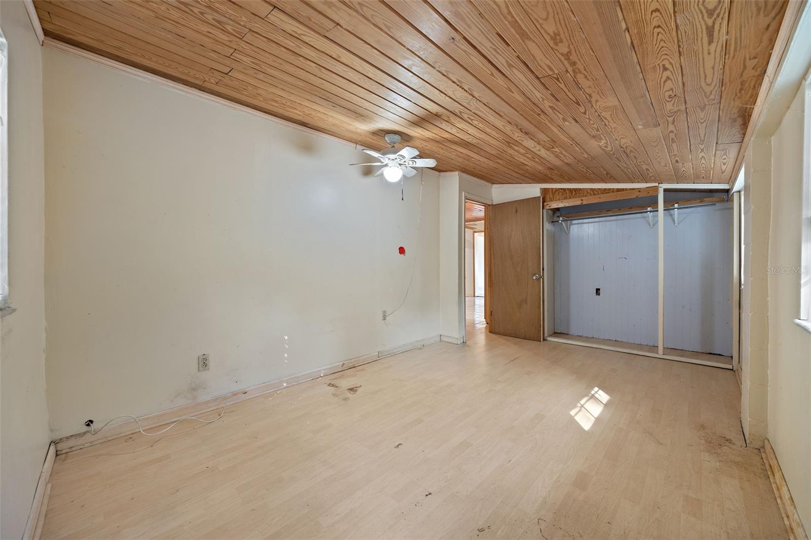 Image 20 of 54 For 2802 Wilson Circle