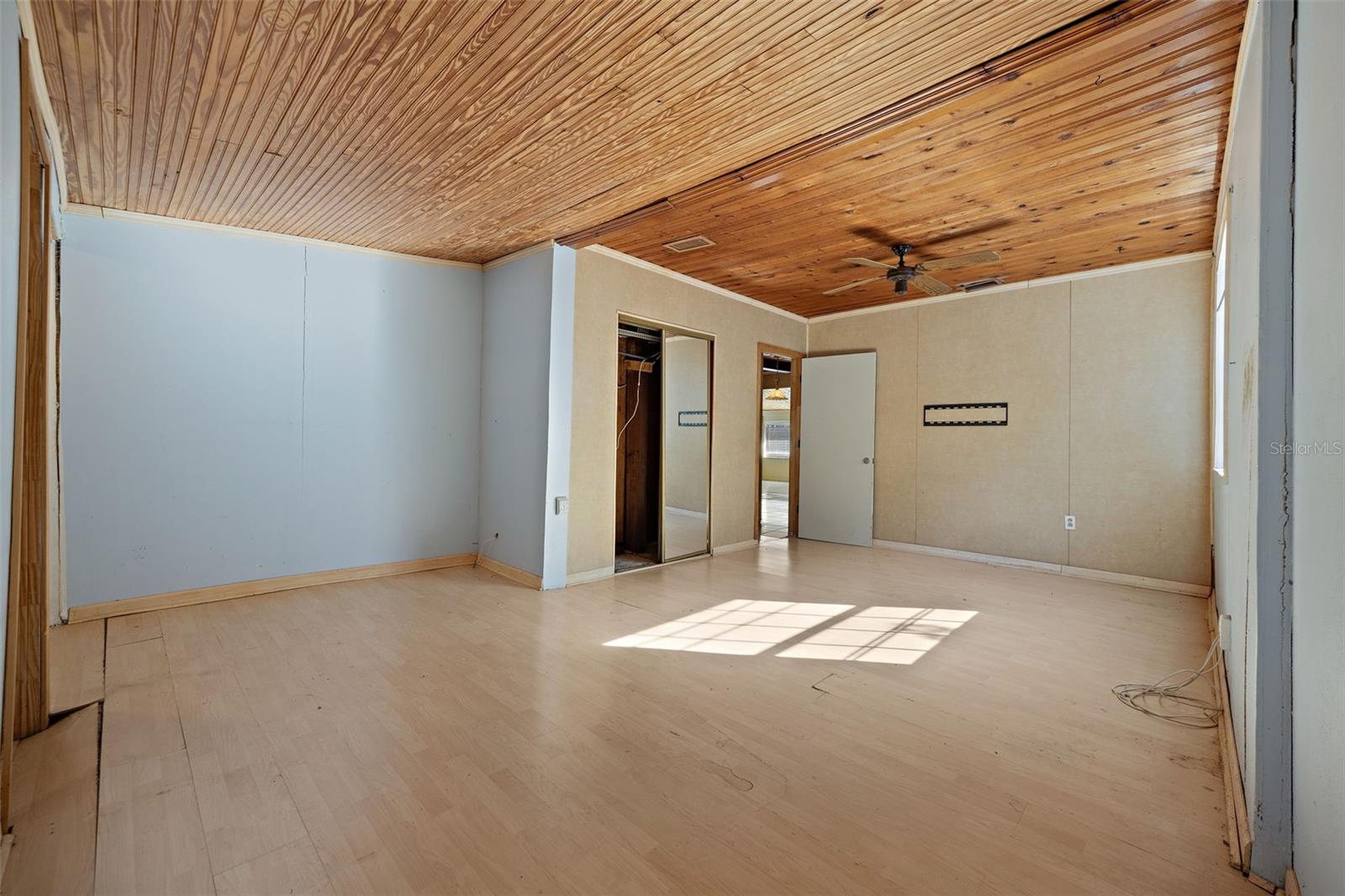 Image 24 of 54 For 2802 Wilson Circle