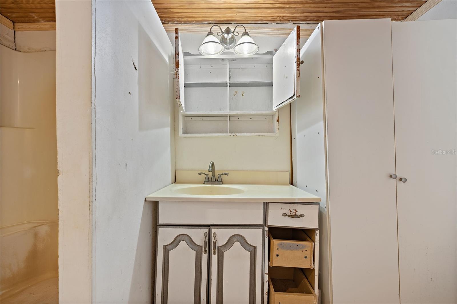 Image 26 of 54 For 2802 Wilson Circle