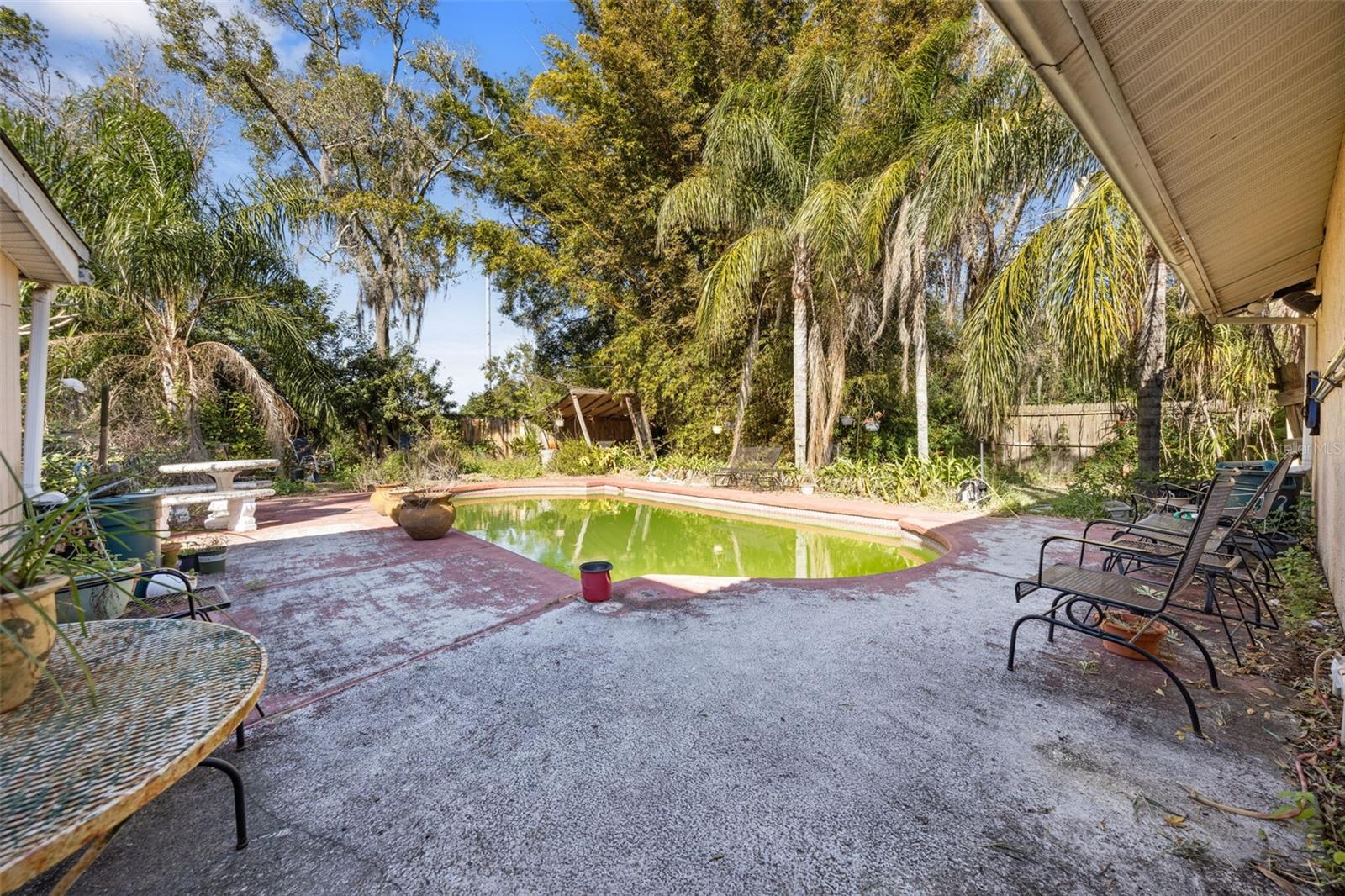 Image 33 of 54 For 2802 Wilson Circle