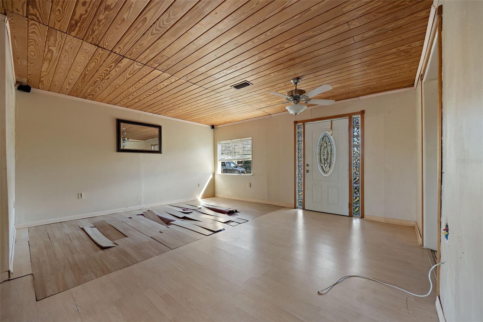 Image 7 of 54 For 2802 Wilson Circle