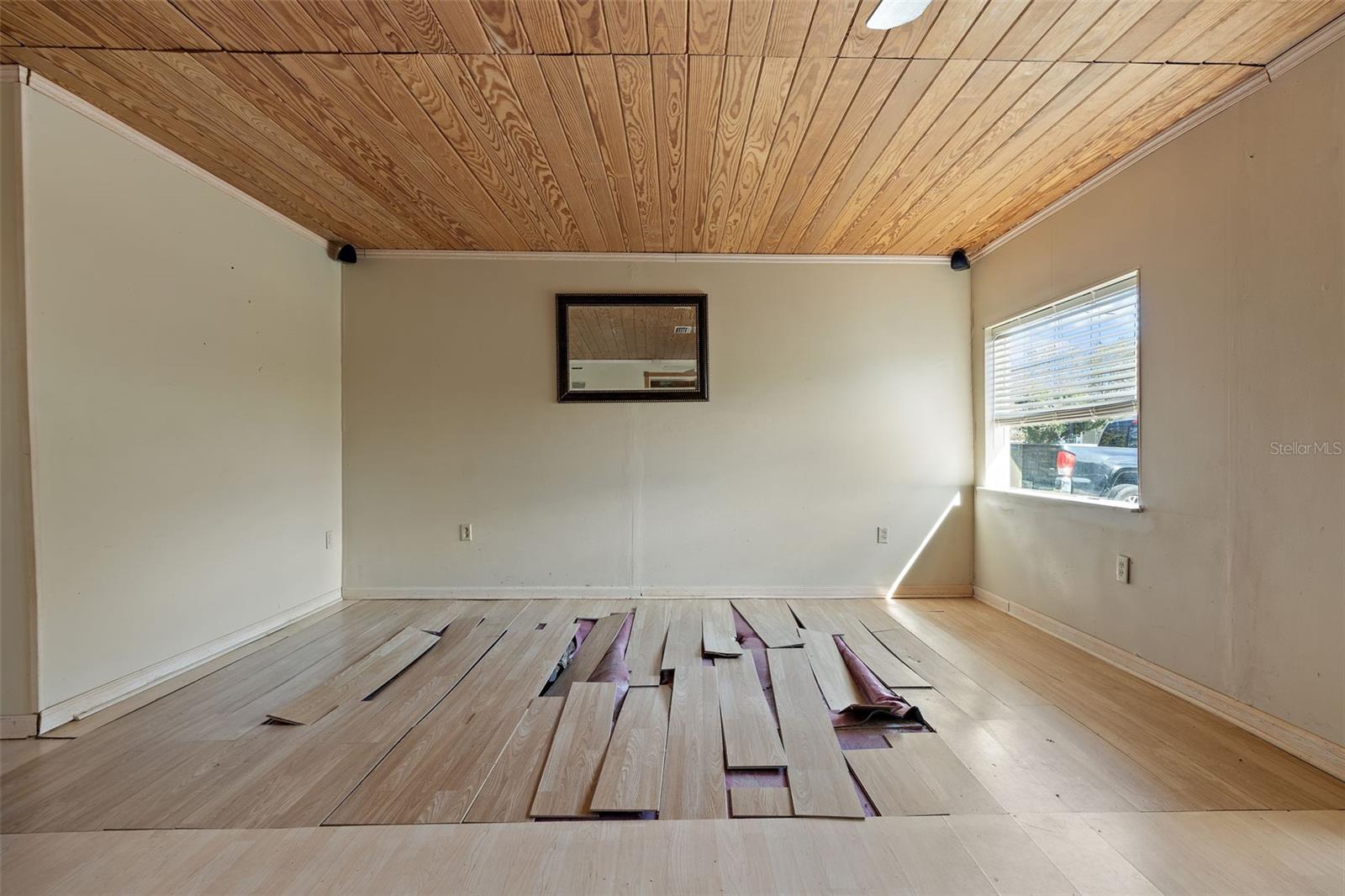 Image 9 of 54 For 2802 Wilson Circle