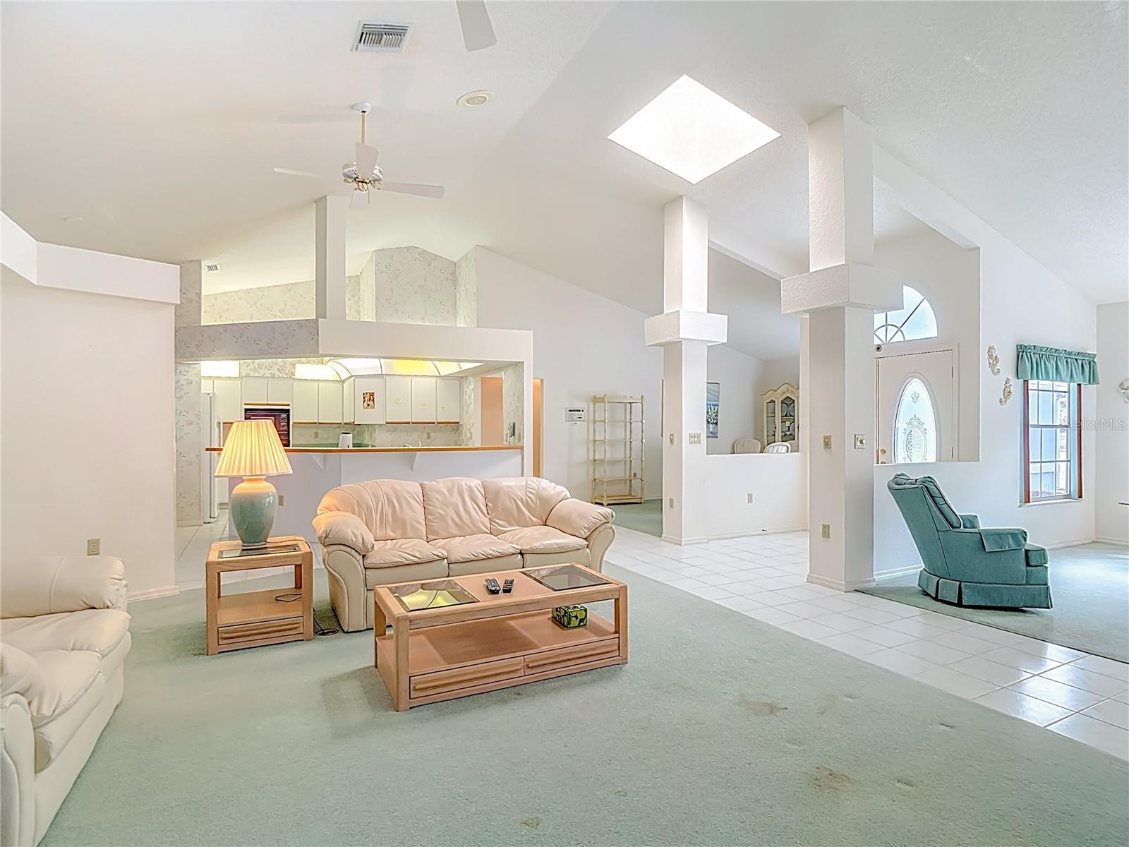 Image 5 of 33 For 13153 Coronado Drive