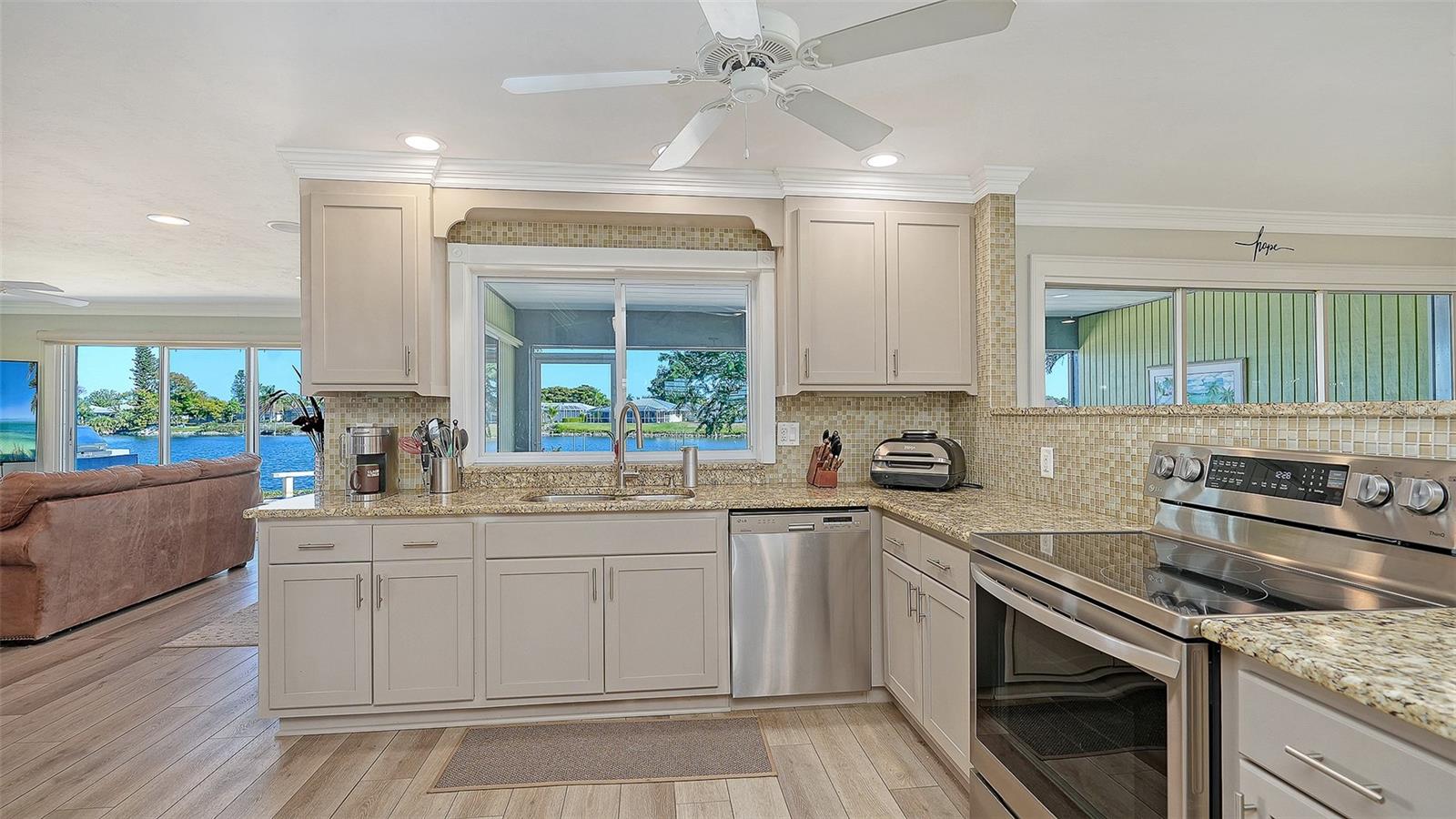 Image 15 of 51 For 1712 Claw Court