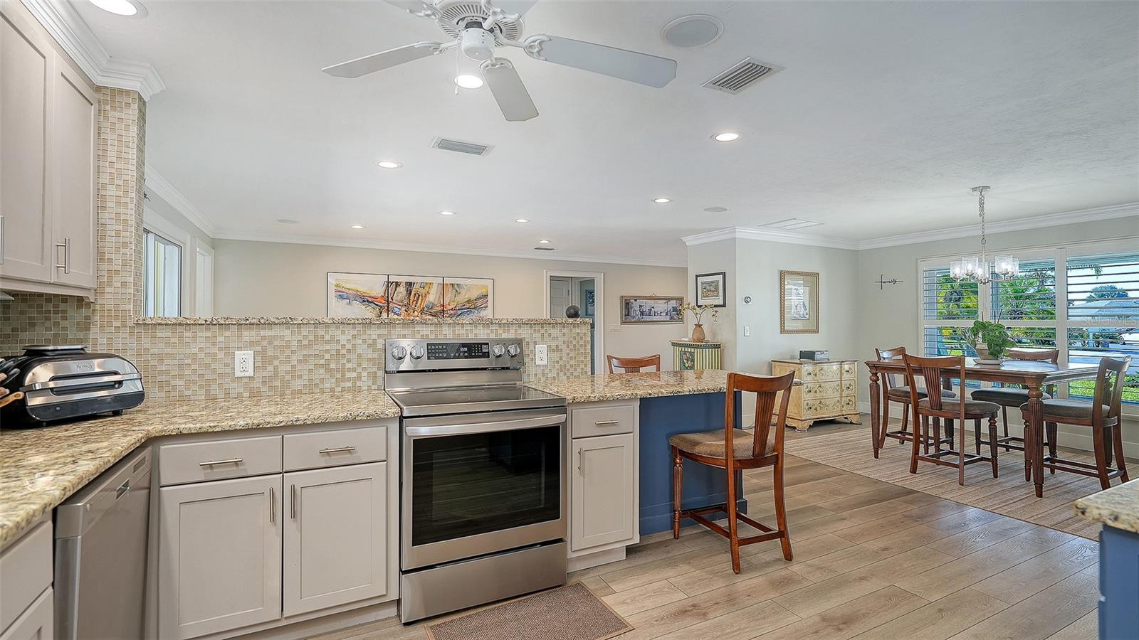 Image 16 of 51 For 1712 Claw Court