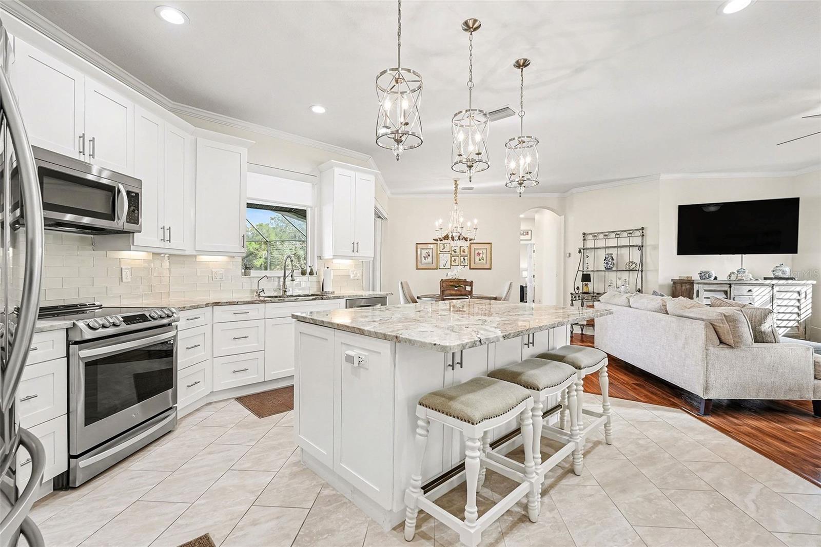 Image 10 of 26 For 16311 Course Drive