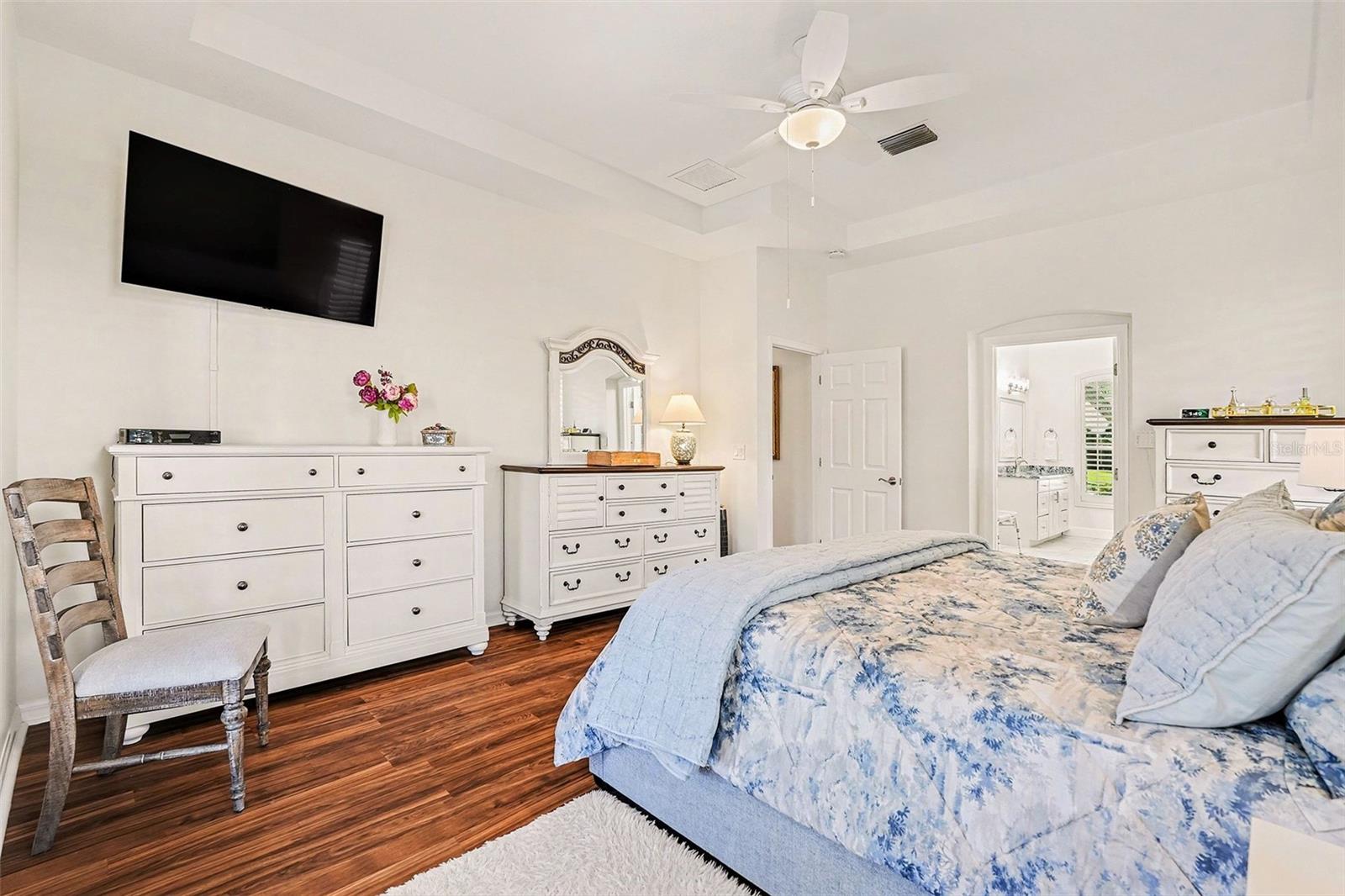 Image 13 of 26 For 16311 Course Drive