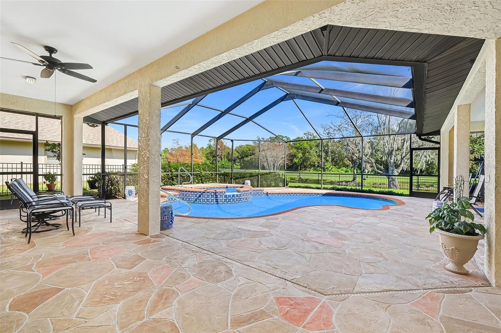 Image 18 of 26 For 16311 Course Drive