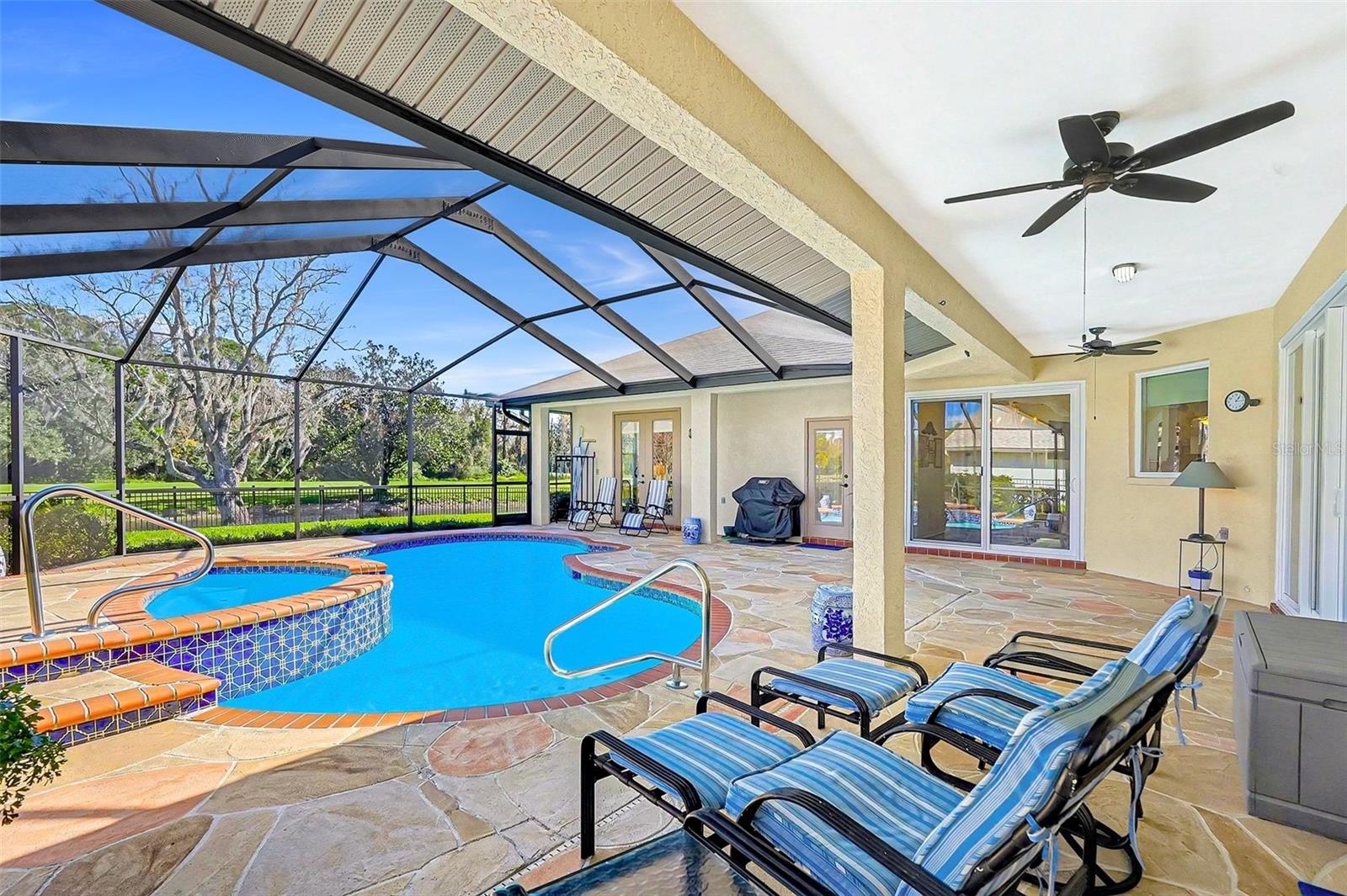 Image 19 of 26 For 16311 Course Drive