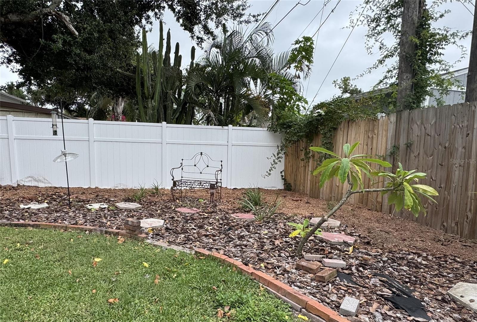 Image 31 of 38 For 10380 Tangelo Road