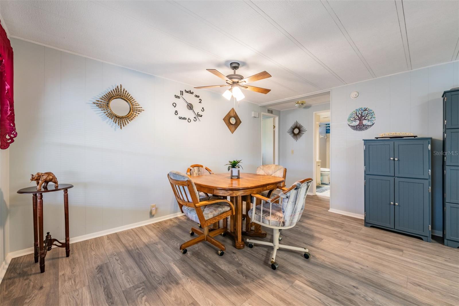 Image 13 of 30 For 1610 Reynolds Road 204