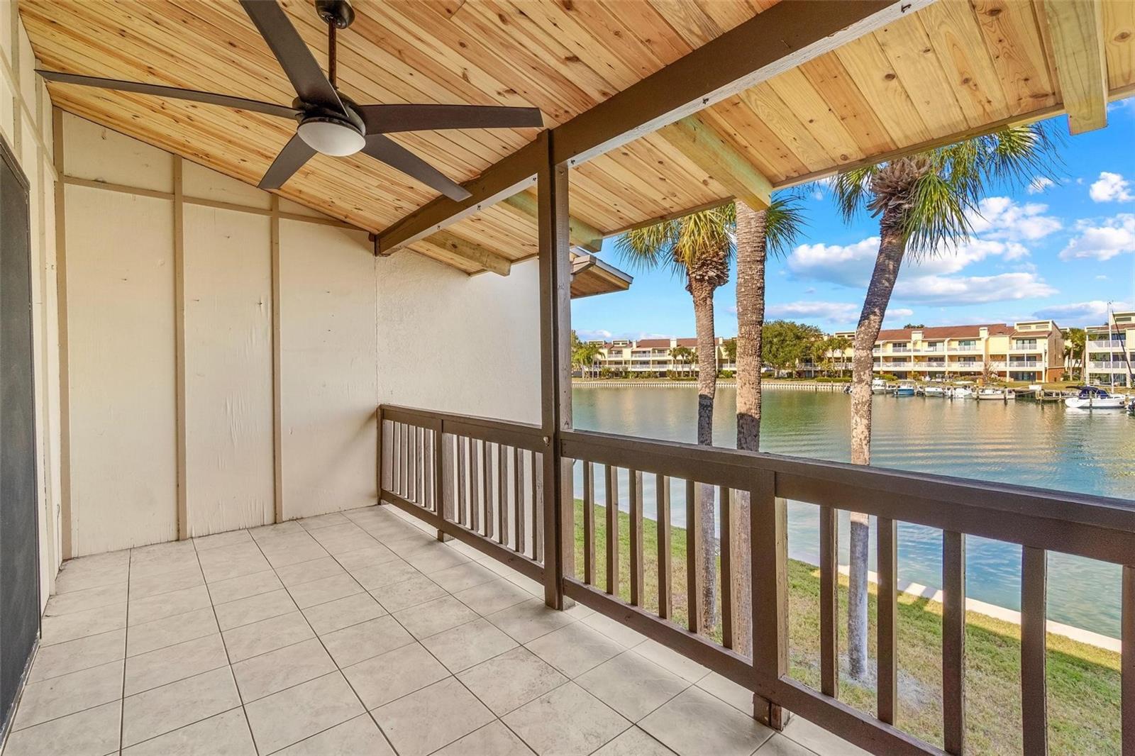 Image 14 of 27 For 546 Plaza Seville Court 88