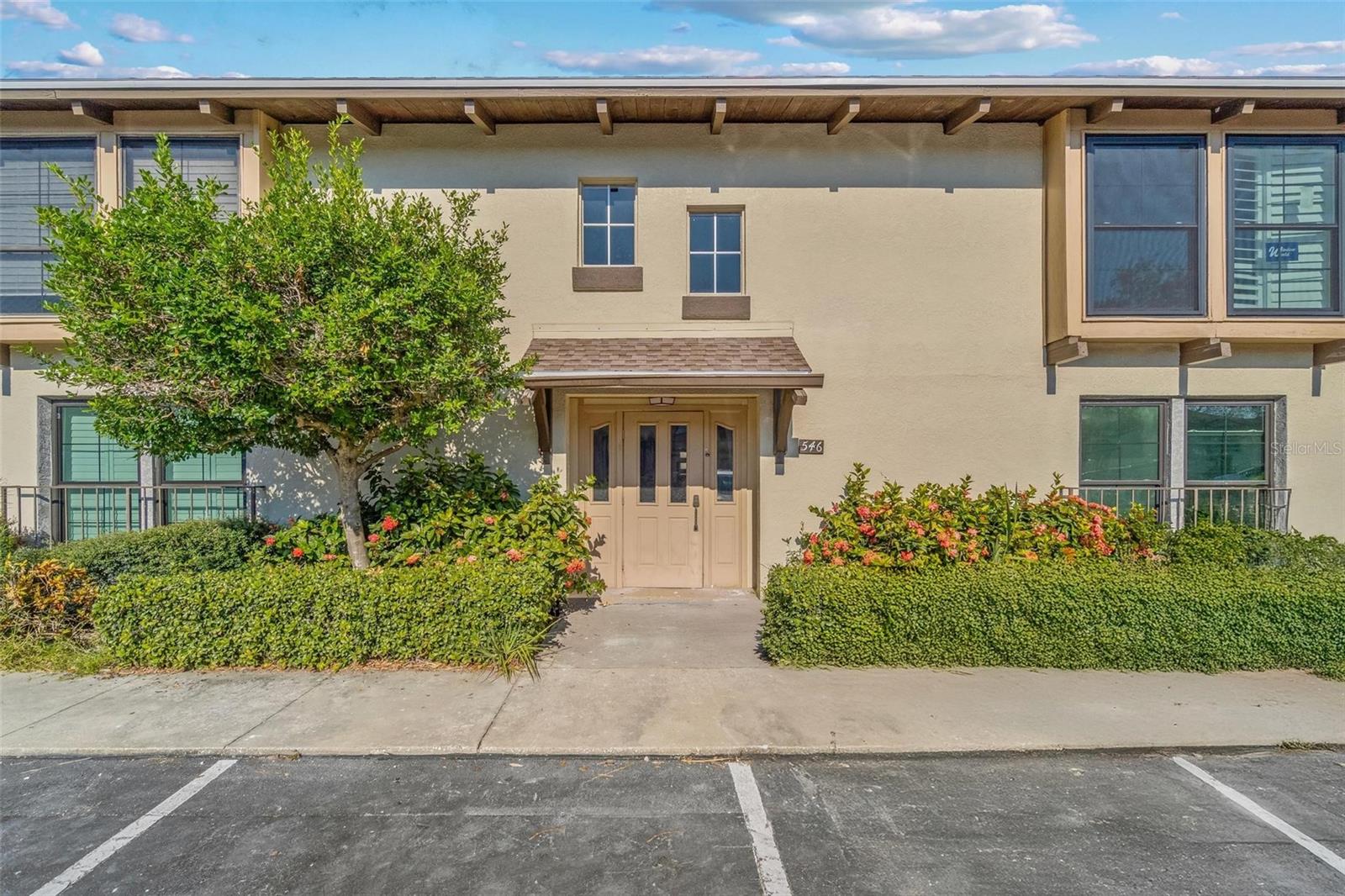 Image 2 of 27 For 546 Plaza Seville Court 88