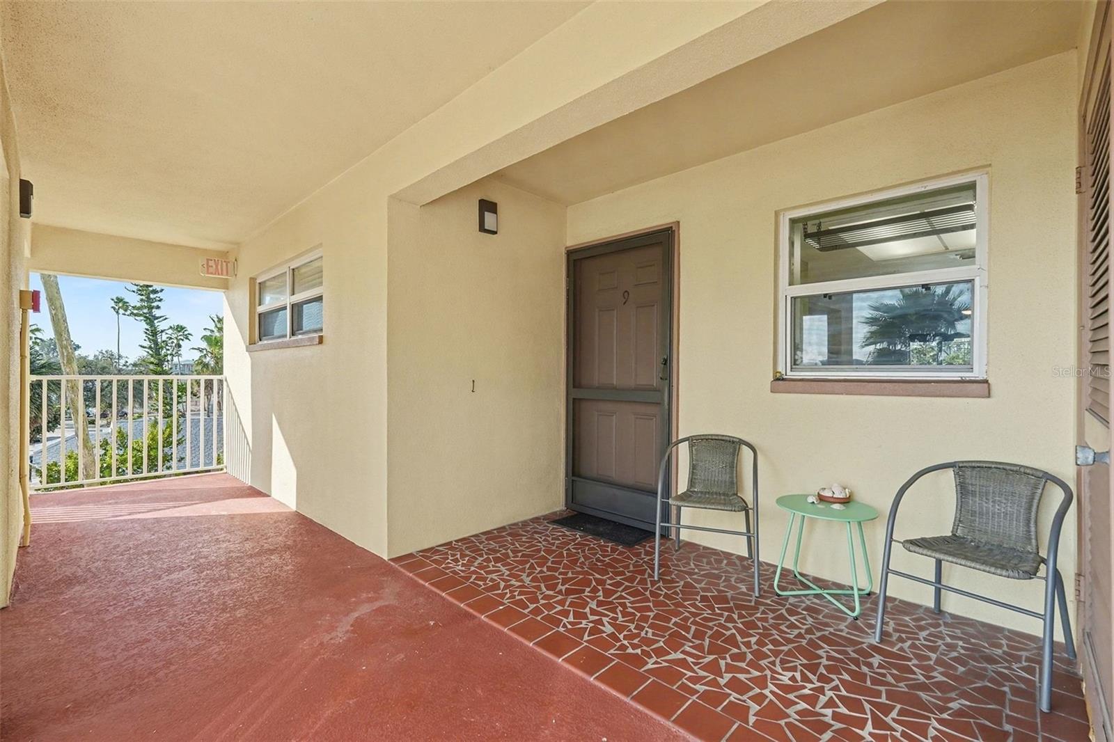 Image 9 of 46 For 1700 Pass A Grille Way 9