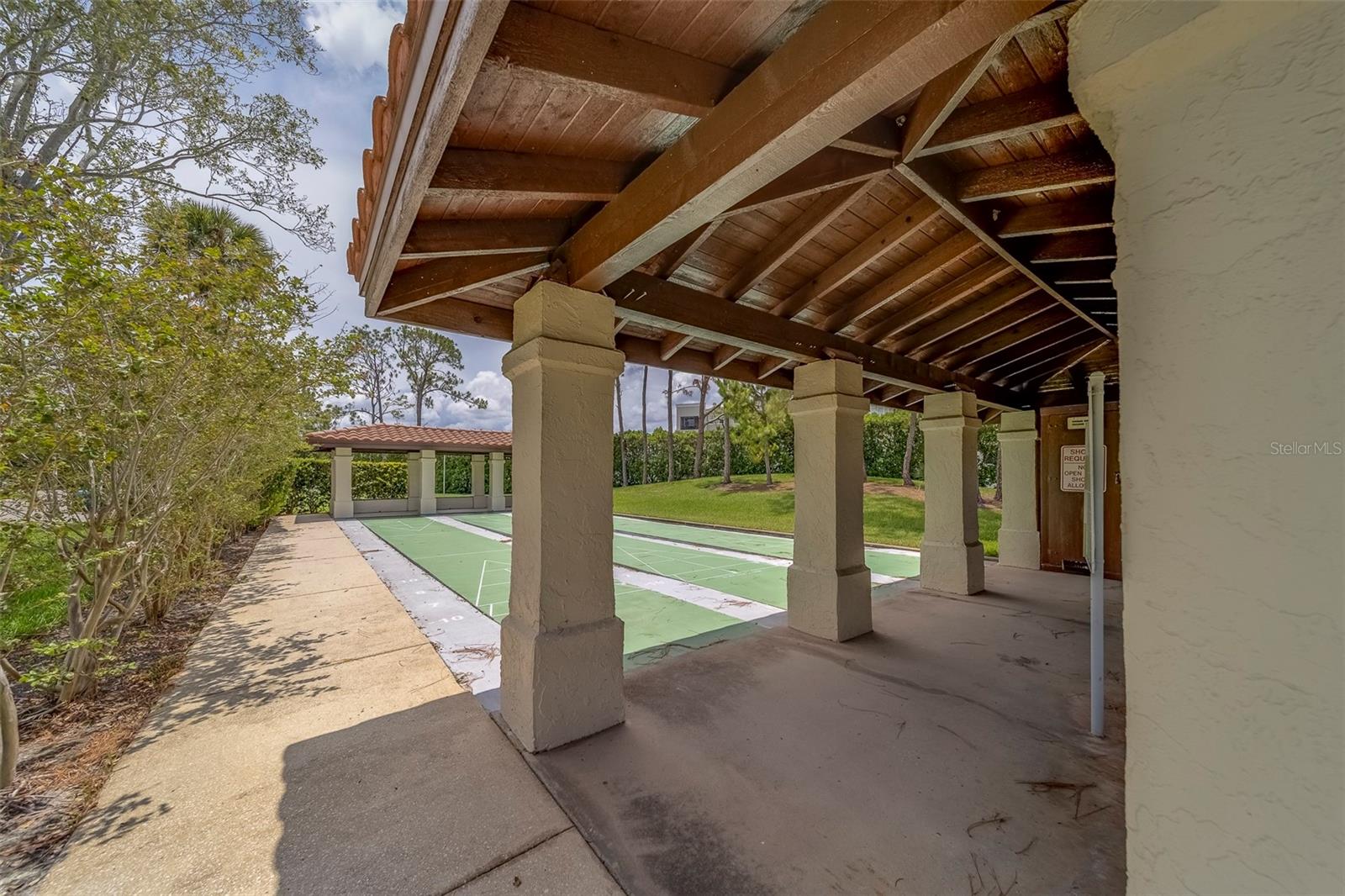 Image 37 of 49 For 8701 40th Lane N