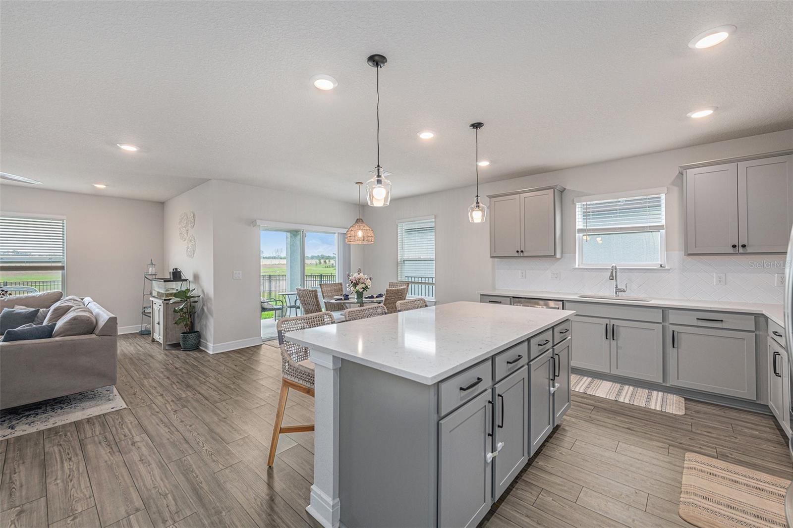 Image 11 of 36 For 8312 Reefbay Cove