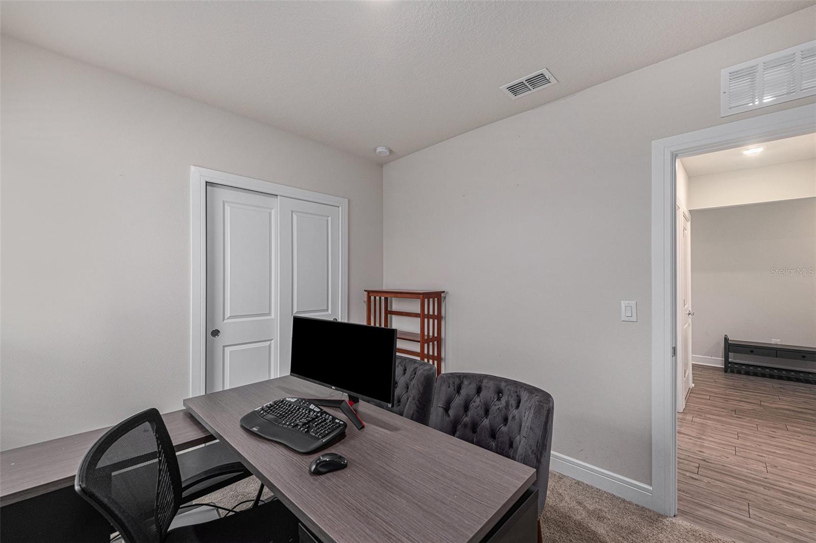 Image 13 of 36 For 8312 Reefbay Cove