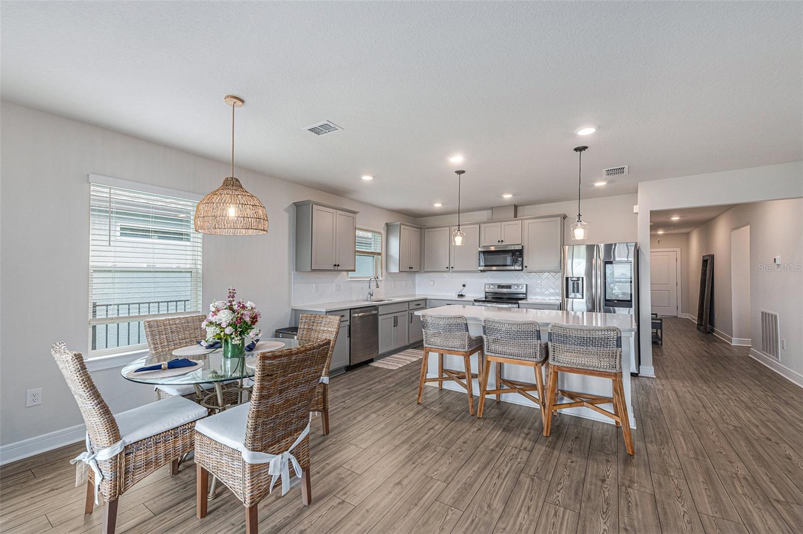 Image 7 of 36 For 8312 Reefbay Cove